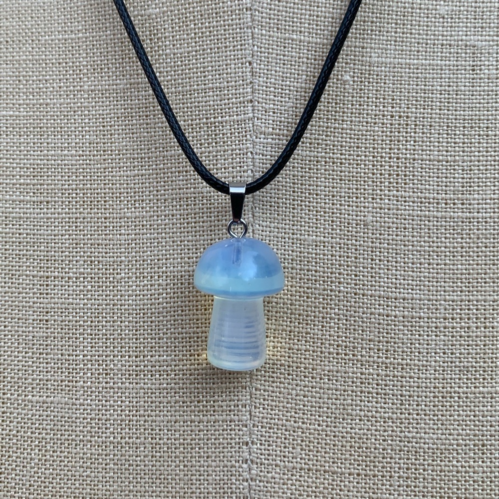 Handmade Genuine Stone Mushroom Amulet Necklace - Picture 12 of 12